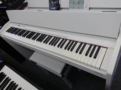 ローランド(Roland) F-130R-WH 電子ピアノ中古販売｜電子ピアノ買取.com