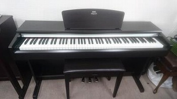 YAMAHA 電子ピアノ ARIUS YDP-135R-